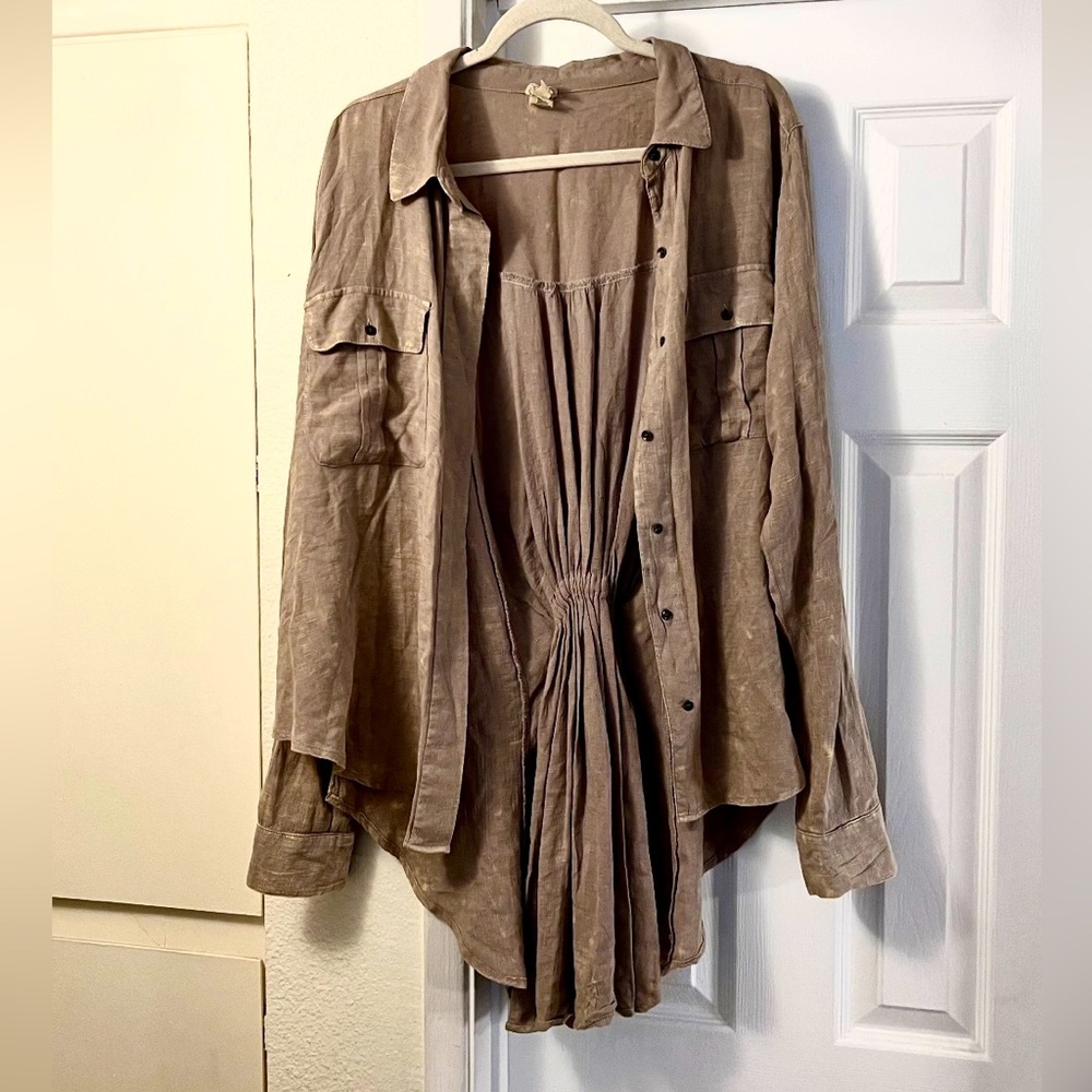 Gimmicks by BKE Weathered Hi-low Tunic Size Large